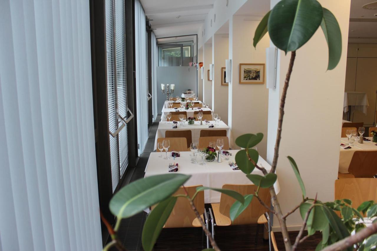 Ausbildungshotel St. Theresia Munique Exterior foto